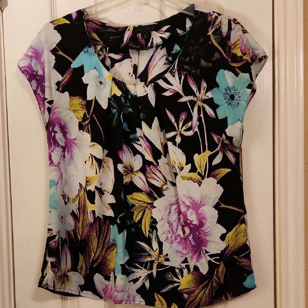 Worthington Blue and Purple Graphic Cap Sleeve Blouse